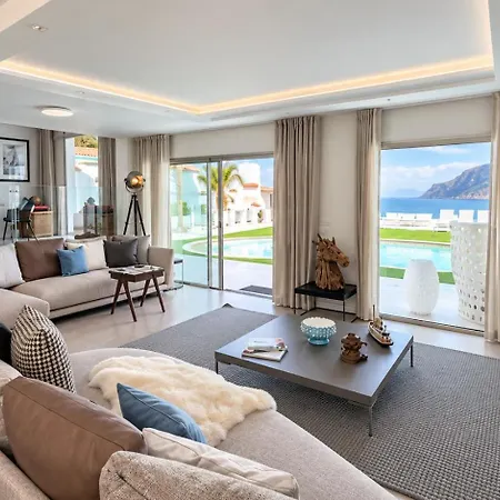 White Octopus Villa